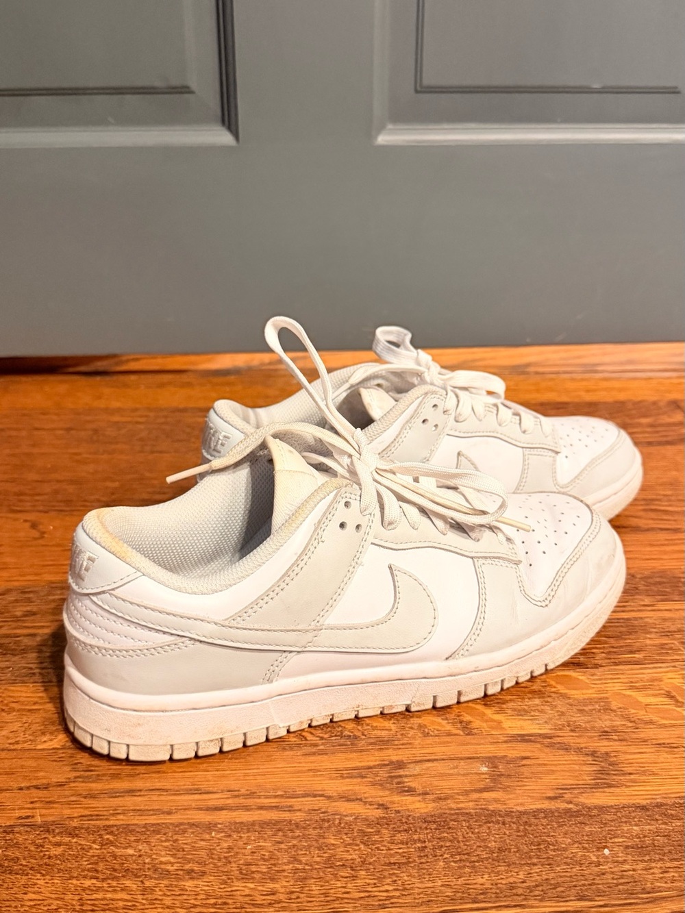 Nike Low-Top Sneakers in Cream/Off-White